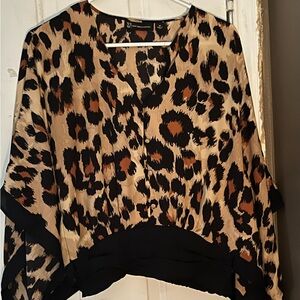 New York & Company Animal Print Blouse size medium women chic bold print